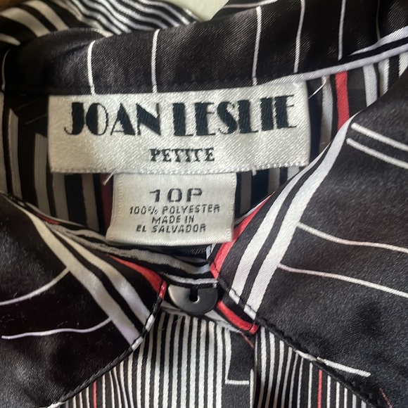 Vintage funky long sleeve button down polyester blouse by Joan Leslie - Picture 3 of 6